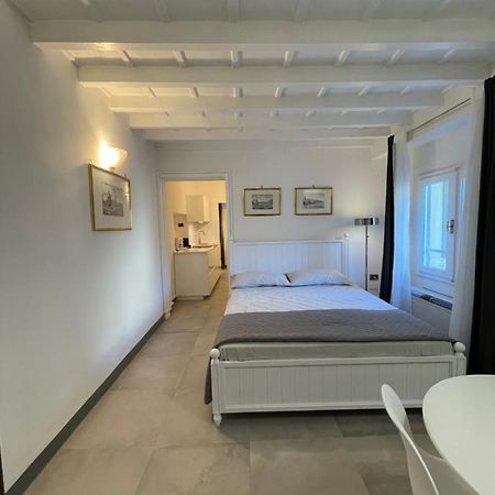 Renai Studio Flat Florence Luaran gambar